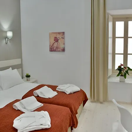 Douskos Port House Hotel 4*
